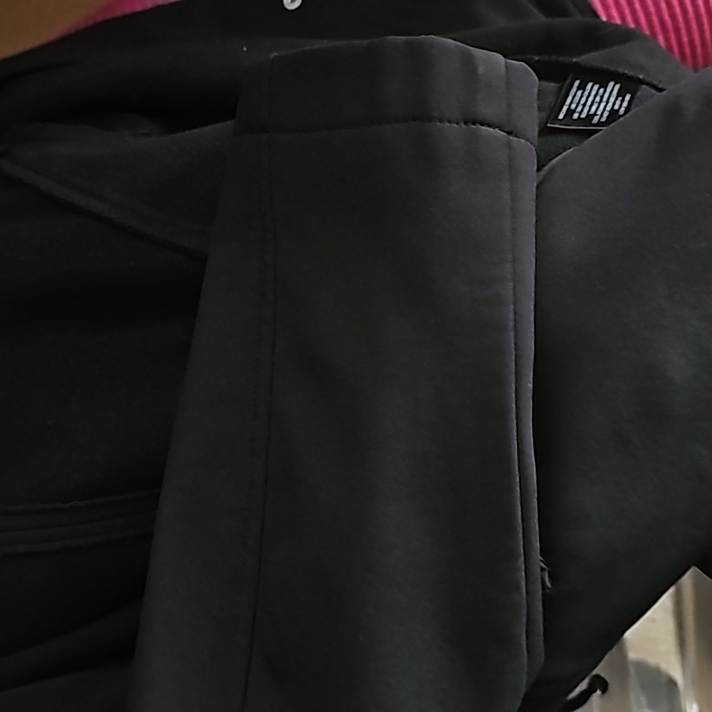 Black coat - Picture 7 of 9